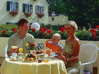 Hotel Am Schlosspark Zum Kurfuerst Oberschleißheim