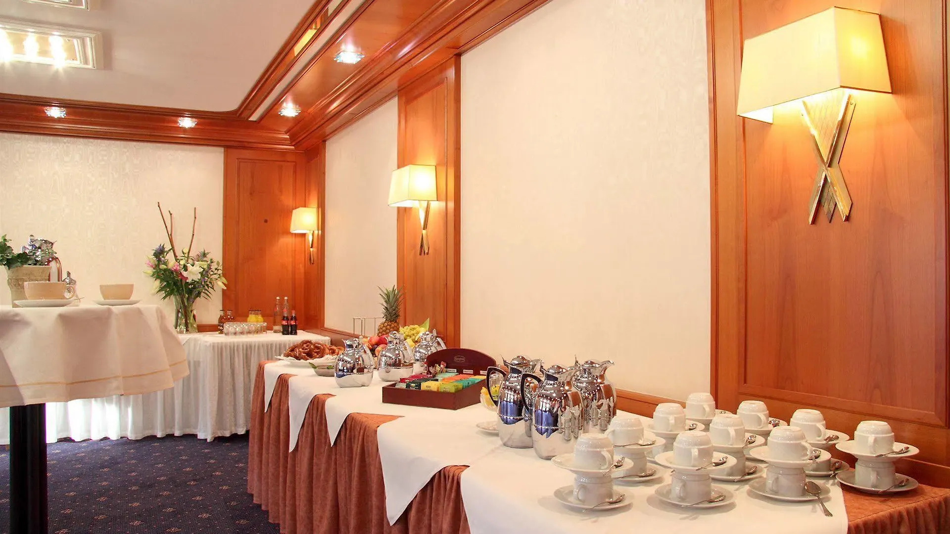 Hotel Am Schlosspark Zum Kurfuerst Oberschleißheim